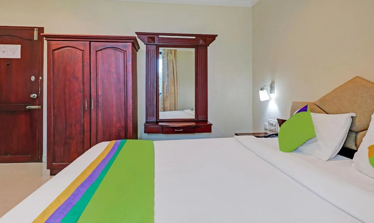***  Hotel Treebo Trend Sabari Park Poojappura Thiruvananthapuram Indien
