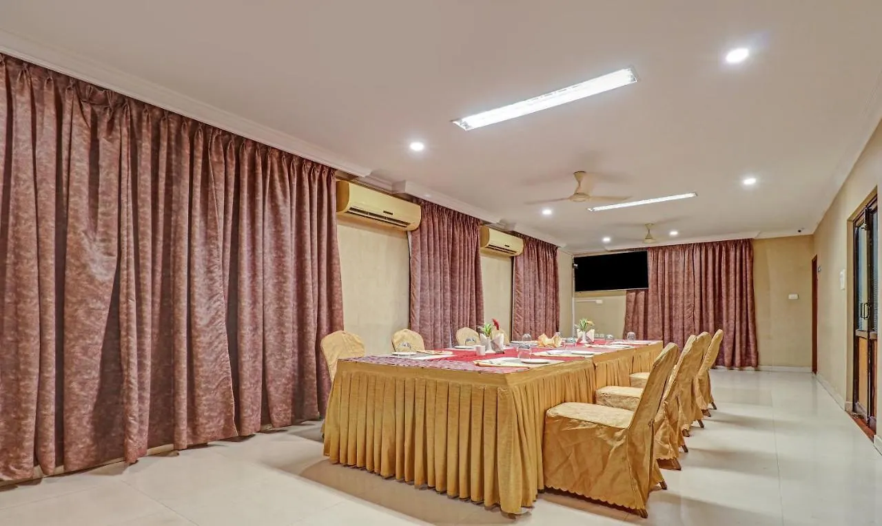 Hotel Treebo Trend Sabari Park Poojappura Thiruvananthapuram