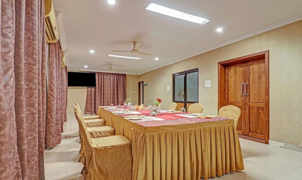 Treebo Trend Sabari Park Poojappura Hotel Thiruvananthapuram 3*,  India